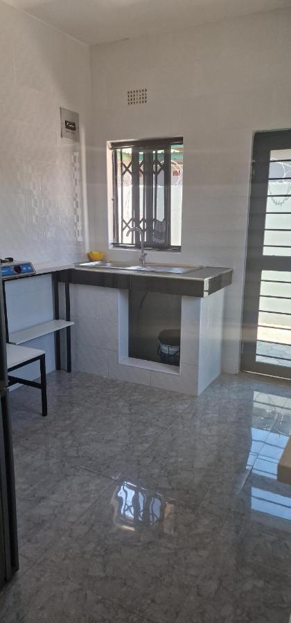 Salama Apartments Lusaka Bagian luar foto