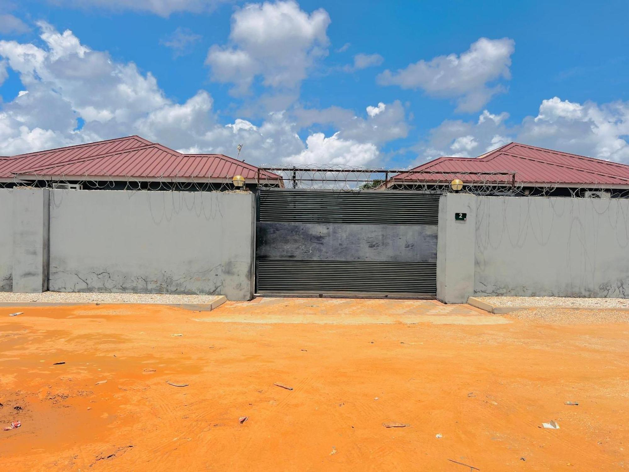 Salama Apartments Lusaka Bagian luar foto
